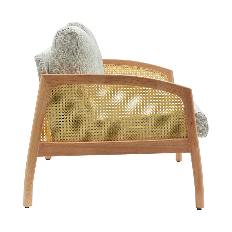 Divano in lino con braccioli in rattan